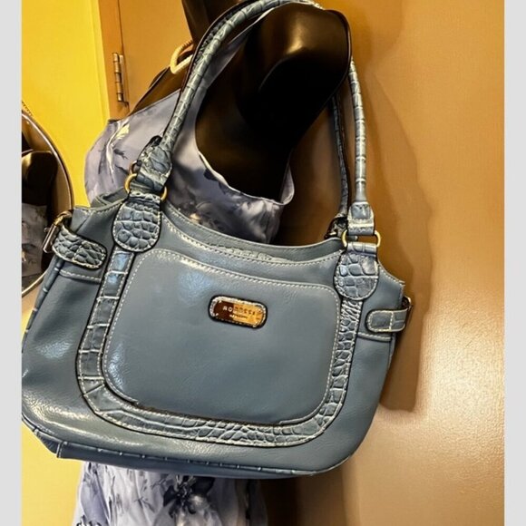 Blue Patent Handbag w/ Built-in Mirror - Picture 1 of 8
